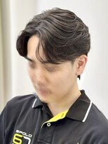 ビッケメンズヘア(Vicke Men's hair)&nbsp;フェザーパーマセンターパートダウンパーマニュアンスパーマ韓国