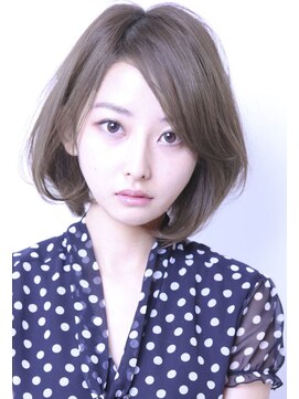 デイズ(days) 暗めカラーダークアッシュ透明感カラー　タッセルボブ