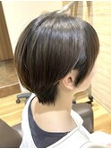 ショートボブ