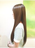 ツヤ感たっぷりストレート