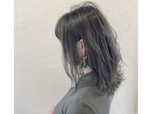 ブリーチができない方にも、髪に優しく赤みを抑える当店オリジナルカラー！