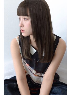 ダル 渋谷/表参道(DAL.) 厚めバングワンカールグレージュロング【DAL.萩原】