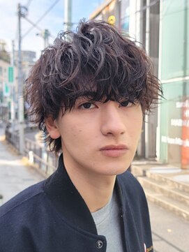 フィフス 原宿(fifth) ツイストスパイラルパーマ刈り上げマッシュツーブロック波巻き