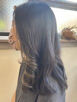 ヤドリギ(yadorigi)&nbsp;yadorigiヘア.ブルーブラック×インナーベージュ