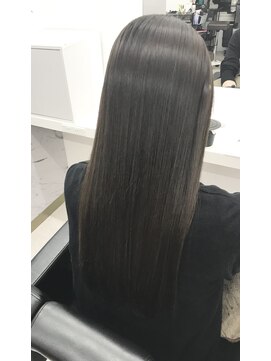 イレス 札幌駅南店(IRESU) 前髪カタログマチルダボブ 顔型別ヘアスタイル特集ウルフ