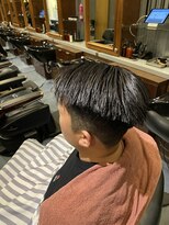 ヤード(YARD)&nbsp;スキンフェード　デザインアイロンパーマ