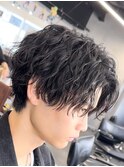 渋谷センターパートウルフパーマ緩め波巻きスパイラルパーマ