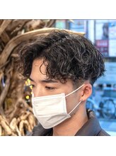 【ボリューム感UP/丸顔・卵型にもオススメ】スパイラルパーマ