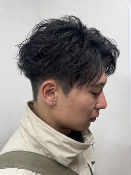 リア(Lia by KENJE) 爽やかフェザーショート×フェザーパーマ