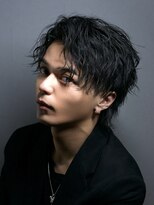 ゴールドシブヤ(GOALD SHIBUYA)&nbsp;縦落ちパーマ　マッシュウルフ　センターパート