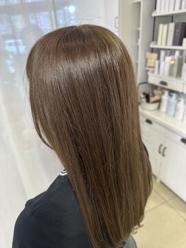 エミュ 中央駅店(eMu) ヘーゼルベージュ