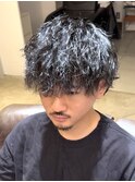 ブルーブラックフェザーパーマ刈り上げセンターパート☆