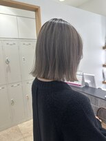 シアン(cyan)&nbsp;gray baige × medium bob