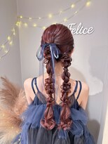 フェリーチェ(Felice)&nbsp;編みおろしヘア ツインアレンジ お呼ばれヘア イベントヘア