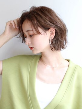 グッドネイバーズ 流山おおたかの森店(GOOD NEIGHBORS) 耳掛けのニュアンスパーマでショートデザイン