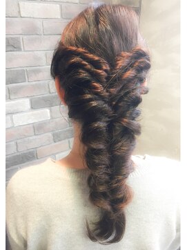 エピス 麻生1号店(epice) くるりんで★フィシュボーン