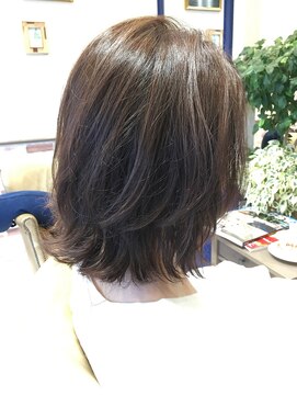 ユシカ(YUSICA) レイヤーカット　20代30代40代　所沢/新所沢/東所沢/航空公園