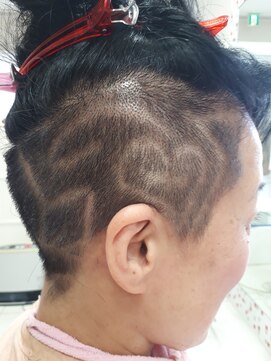 ヘアースペース ルーシー(hair space Rucy) ☆バリアート（レディース）☆