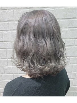 ハウリーヘアアンドスパ(HAURY hair&spa) 外国人風グレージュ