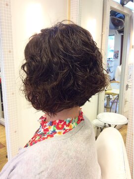 スタジオ エーダッシュ(STUDIO A’) ショートボブのパーマスタイル