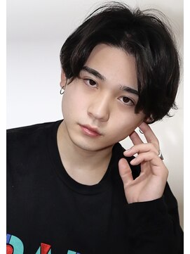 ネイビー(NAVY) センターパート ハンサムショート 韓流マッシュ