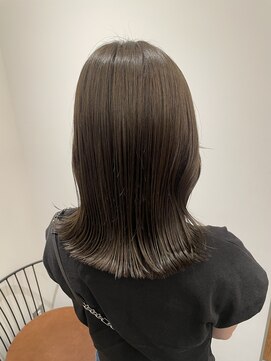 リリアーナ(LILIANA) 韓国 ボブ ミディアム 髪質改善 トリートメント カラー 縮毛矯正