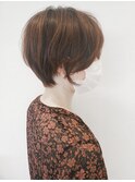 耳掛けショートボブ