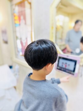 美容室 ティンカーベル 小学生 カット