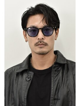 キオナ(Kiona) かきあげオールバック