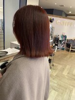 コワファースト 大分(COIFF1RST) 外ハネミディ×レッドカラー