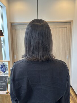 インディビジュアル(individual) 暗めのアッシュカラー