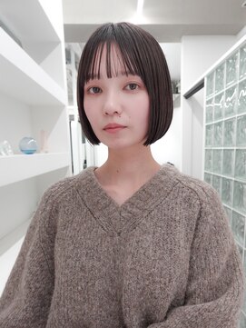 ノーヴァン デフォーム(NOVAN DEFORM) ミニボブ・ブラウンベージュ