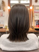 エモーション emotion hair&nbsp;トステアストレート×ミディアムレイヤー