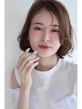クーシ(kuusi) レイヤーボブ