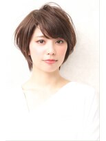 シトロン ブラン(CITRON blanc)&nbsp;斜めバングの耳かけマニッシュショート　簡単スタイリング☆