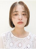 【mee.】 スリークボブ厚めバングローライト
