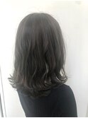 ダークグレージュ