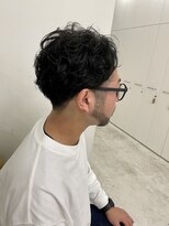 エンドリンク(endlink) メンズパーマ、前髪かきあげスタイル