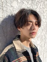 ユーリー(juurii)&nbsp;透明感のある雰囲気のニュアンスカールセンターパート