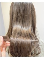 エレノア 立川北口(Eleanor)&nbsp;ブリーチなしベージュカラー