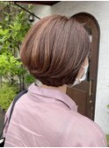 くせ毛を活かしたショートボブ