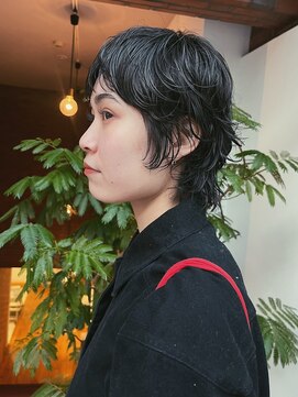 ドットプラス リム(Dot+LIM) （stylist高橋）ナチュラルなカールのショートウルフ