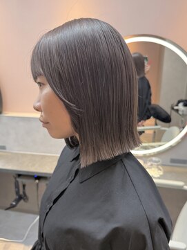 スリー 博多(THREE...) 切りっぱなし×グレージュ