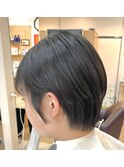 ハンサムショート/縮毛矯正ストレート/黒髪/耳かけ/襟足スッキリ