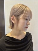 2~3ブリーチ やわらかベージュ 切りっぱなしボブ @高岡