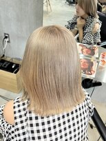 ラック(LUCK)&nbsp;ホワイトベージュ/船橋/くすみベージュ/細めハイライト