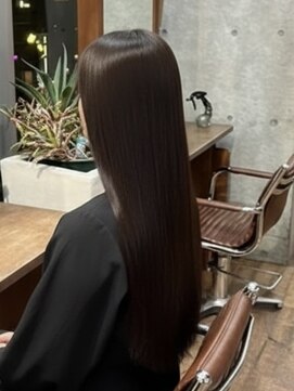 メロン 恵比寿(MERON) ［達也］［髪質改善トリートメント］［縮毛矯正］［恵比寿］