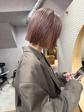 ピンクベージュ・ミニマル