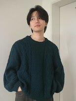アコロン(acoron.)&nbsp;センターパート/曲がる縮毛矯正/刈り上げ無し/池袋メンズカット