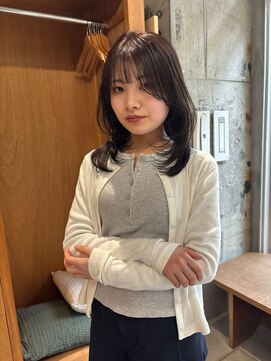 ウェウェ(wewe) レイヤー/オリーブベージュ/透明感カラー/西宮/西宮北口